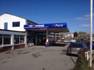top garage bromyard